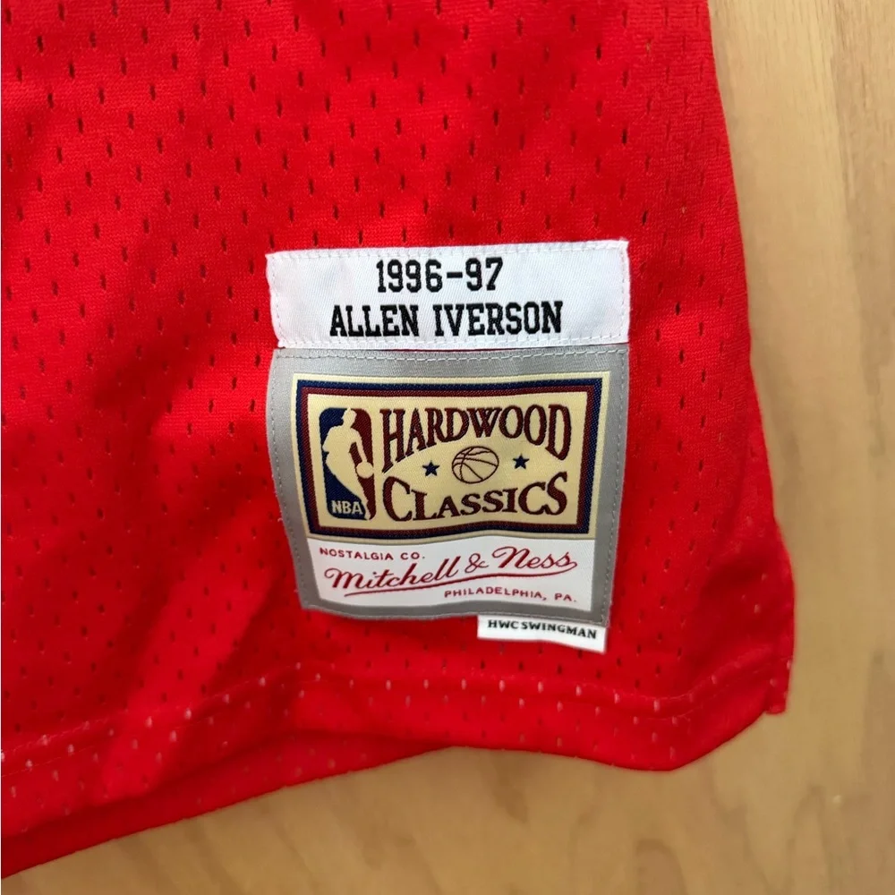 Mitchell & Ness 1996-97 Allen Iverson Philadelphia 76ers Jersey 2XL - Picture 2 of 7